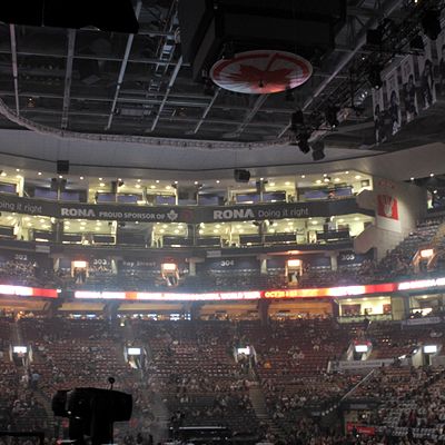 Euphoria Tour 2011 - Toronto, CA. - Video, documentary filming, photography - Jack Macaluso